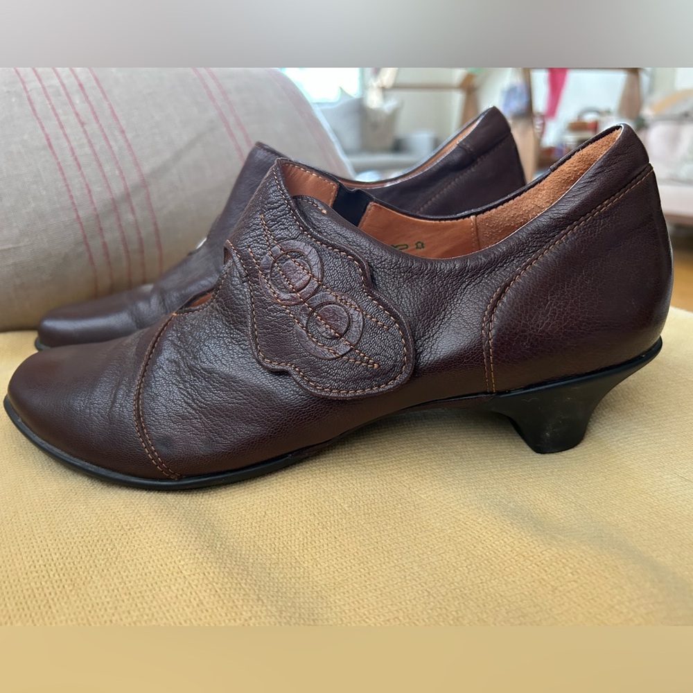 Brown Leather Women's Shoes